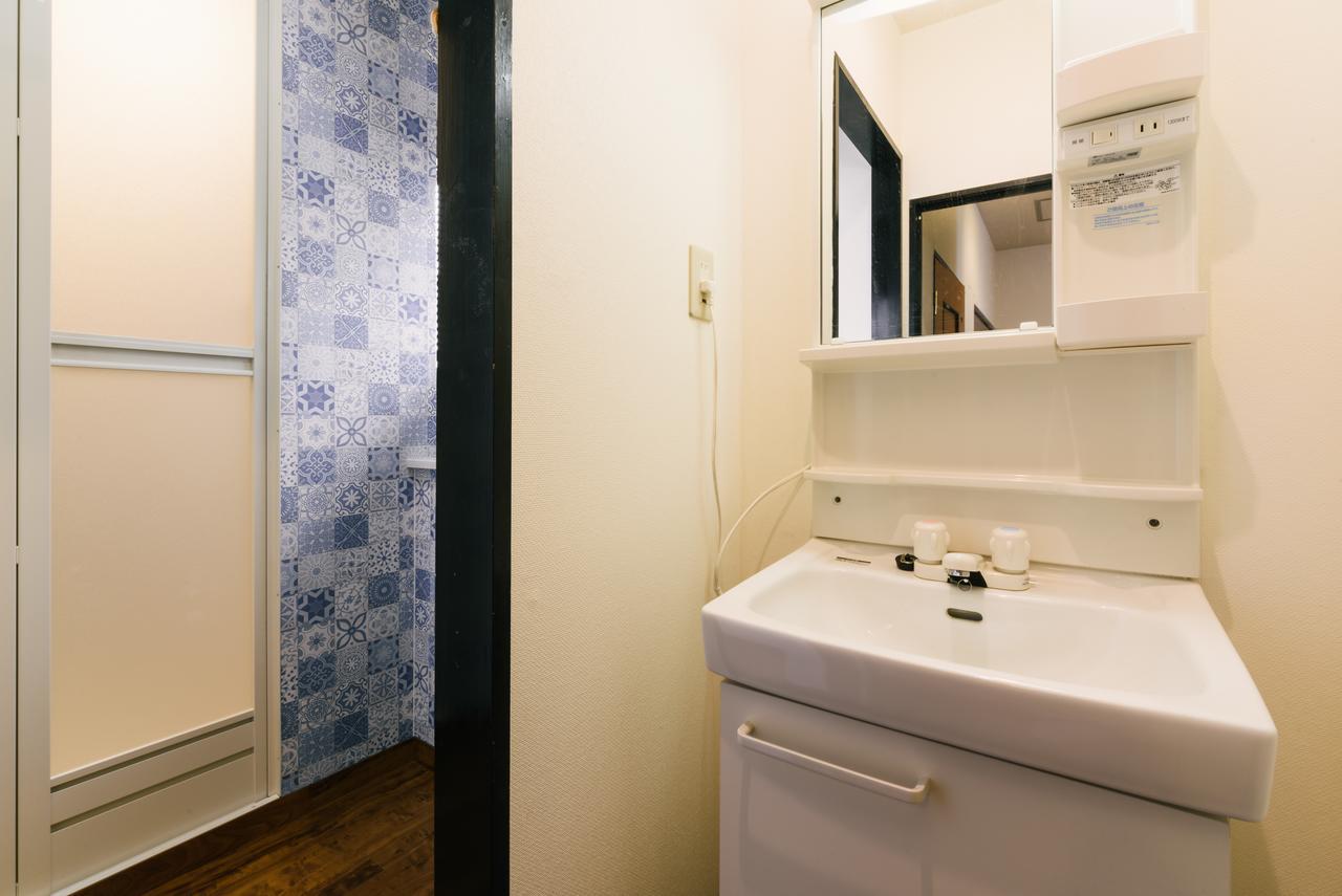 Guest House Yasuragi Hakataekimae ฟูกุโอกะ ภายนอก รูปภาพ
