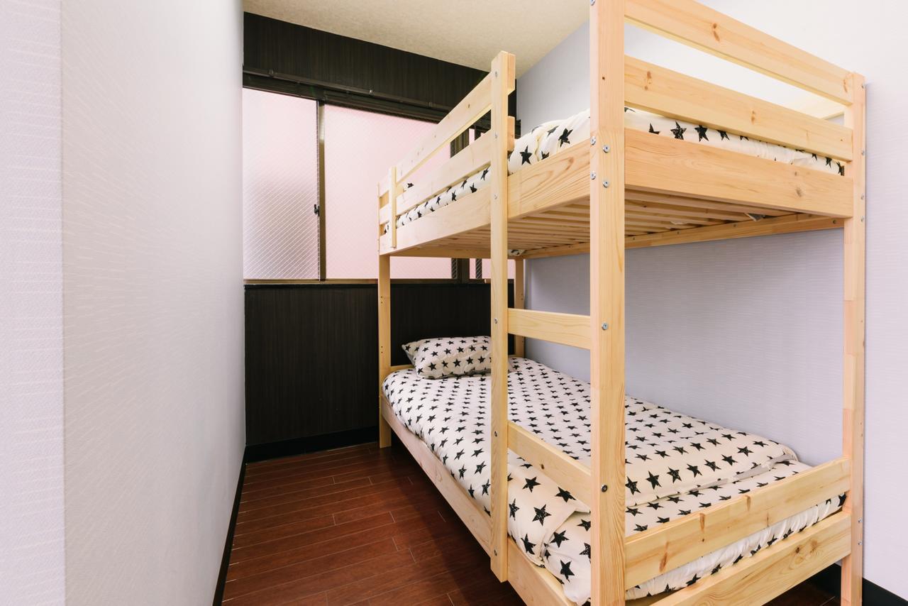 Guest House Yasuragi Hakataekimae ฟูกุโอกะ ภายนอก รูปภาพ