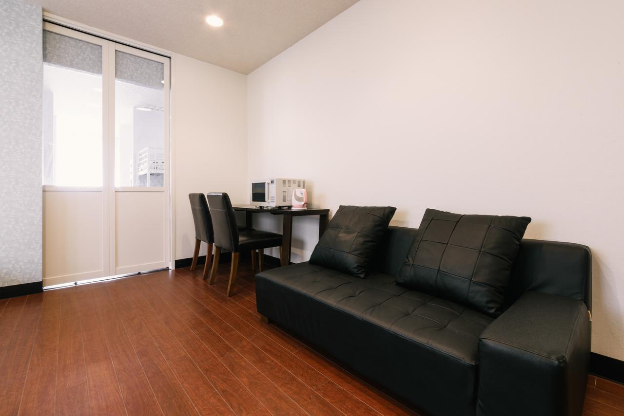 Guest House Yasuragi Hakataekimae ฟูกุโอกะ ภายนอก รูปภาพ